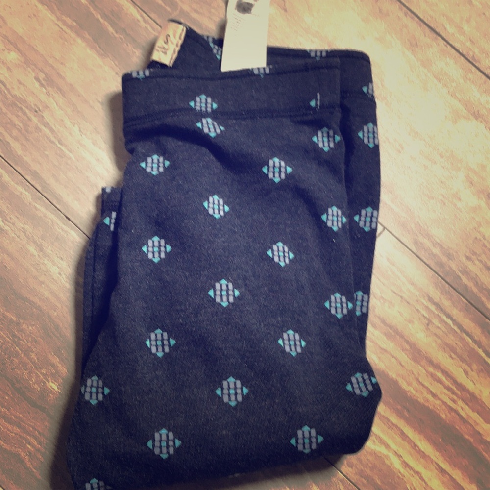 Hollister leggings never worn